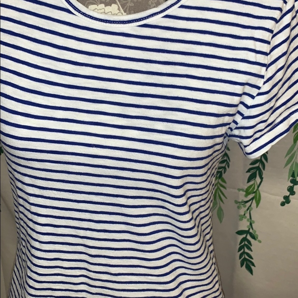EUC Size Medium J. Crew Factory Studio Tee C1 - Picture 2 of 2